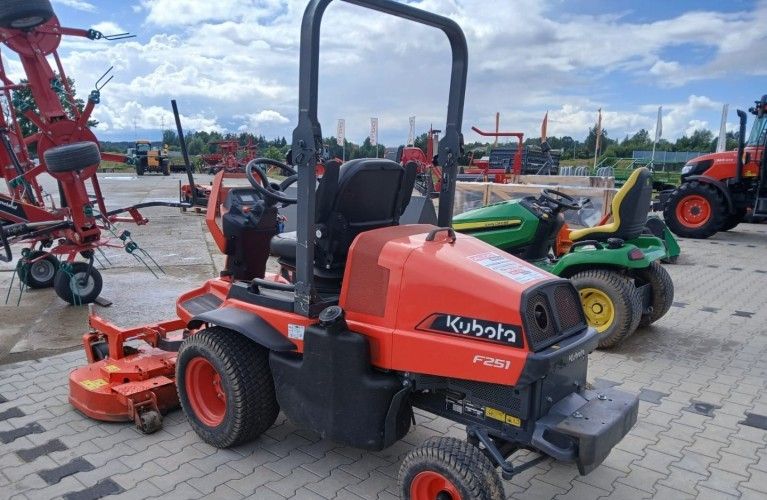 Kubota F251 (2WD)